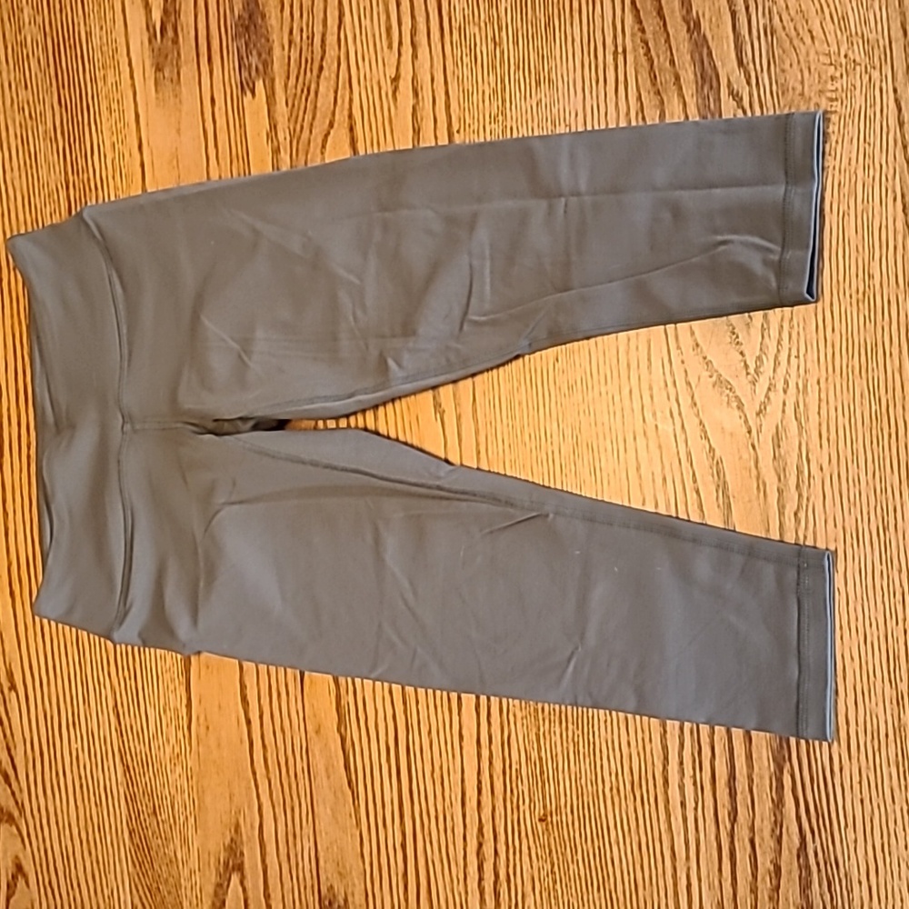 Prana Olive Green Capri Yoga Pants Size Small